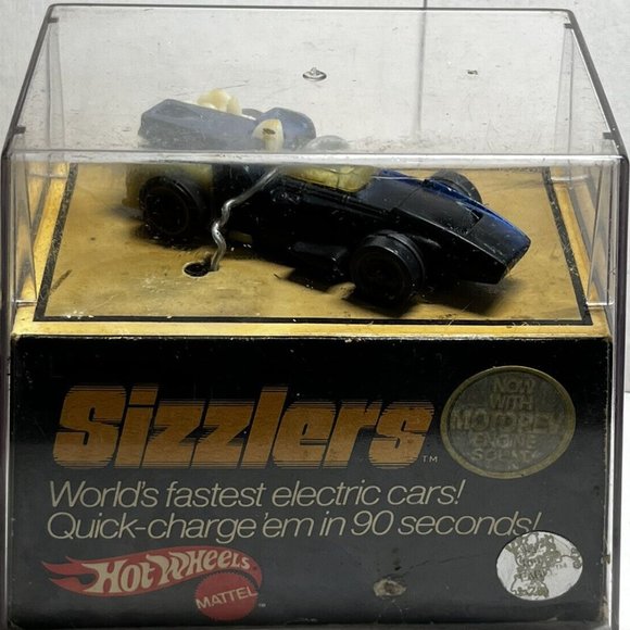 Boxed / Cased HOT WHEELS REDLINE ERA SIZZLERS 1970 BLUE INDY EAGLE Motorev Sound - Picture 1 of 9